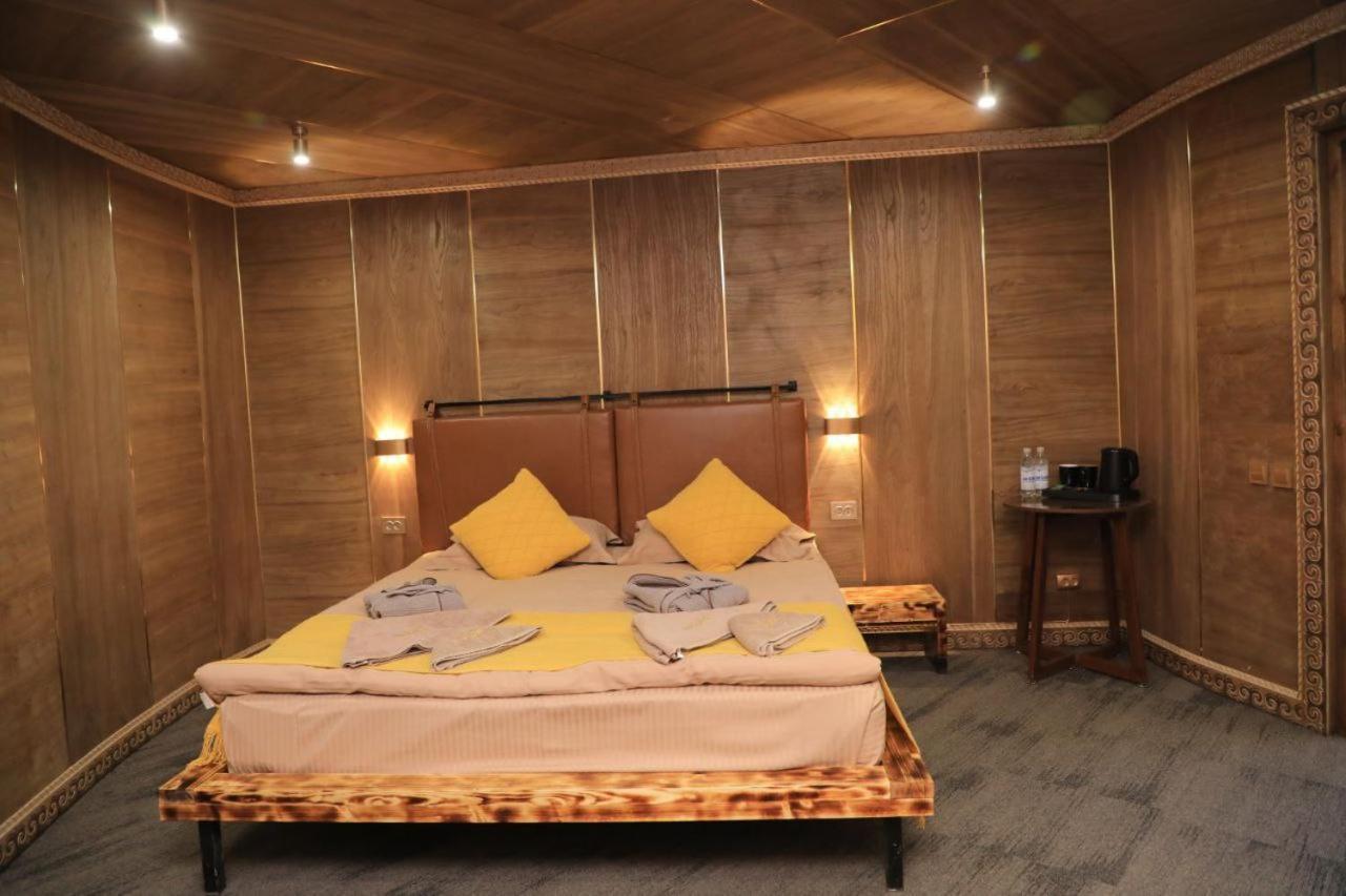 My Hotel Karakol Εξωτερικό φωτογραφία